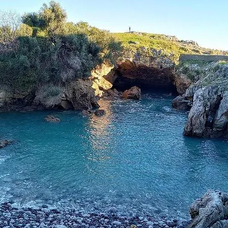 El Patio De Vespasiano- San Juan- Vistas Al Ayuntamiento Junto Al Puerto