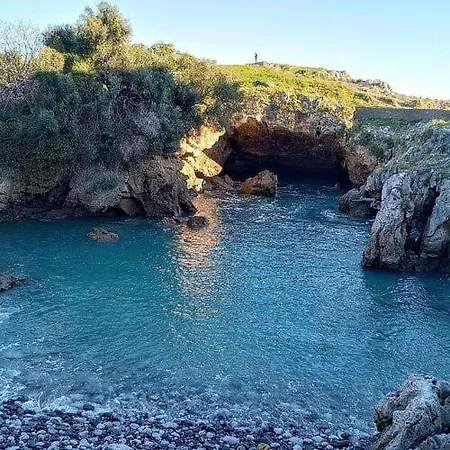 El Patio De Vespasiano- San Juan- Vistas Al Ayuntamiento Junto Al Puerto
