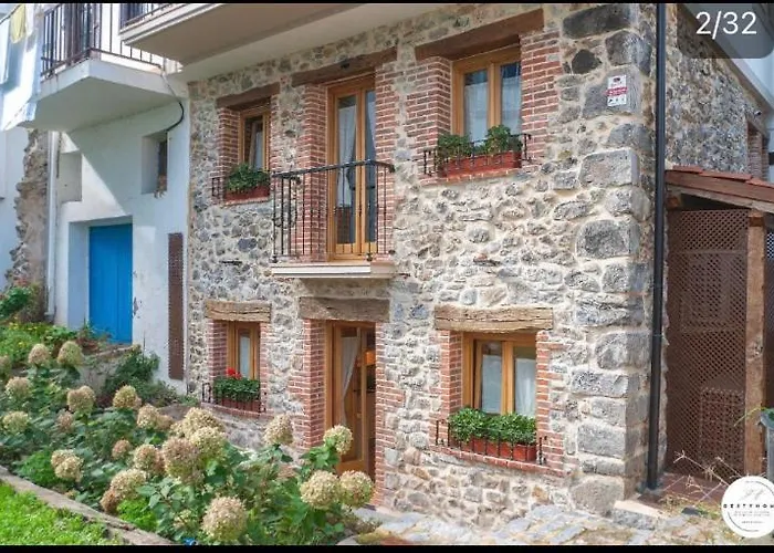 Apartmán El Patio De Vespasiano- San Juan- Vistas Al Ayuntamiento Junto Al Puerto Castro Urdiales