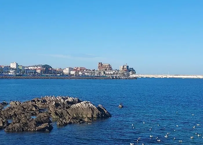 Apartment El Patio De Vespasiano- San Juan- Vistas Al Ayuntamiento Junto Al Puerto Castro Urdiales