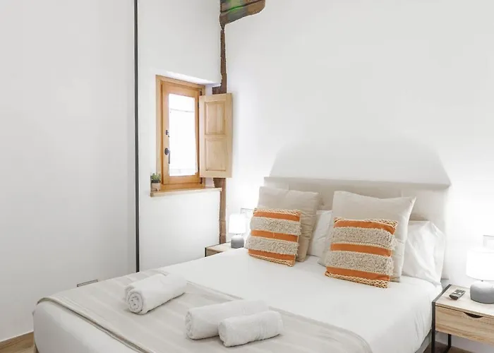 Apartment El Patio De Vespasiano- San Juan- Vistas Al Ayuntamiento Junto Al Puerto Castro Urdiales